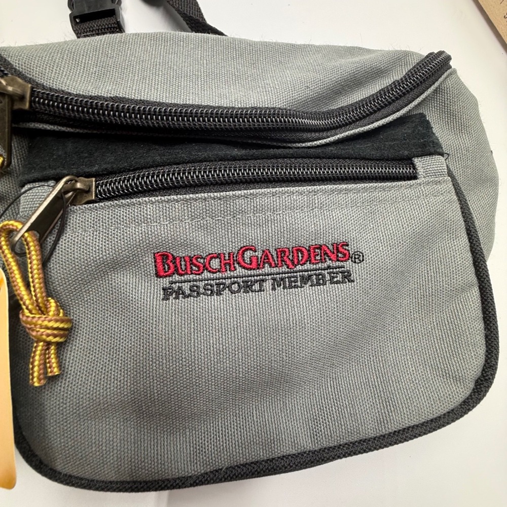 Vintage Busch Gardens Passport Member Fanny Pack Waist Bag Grey Canvas - Picture 2 of 8